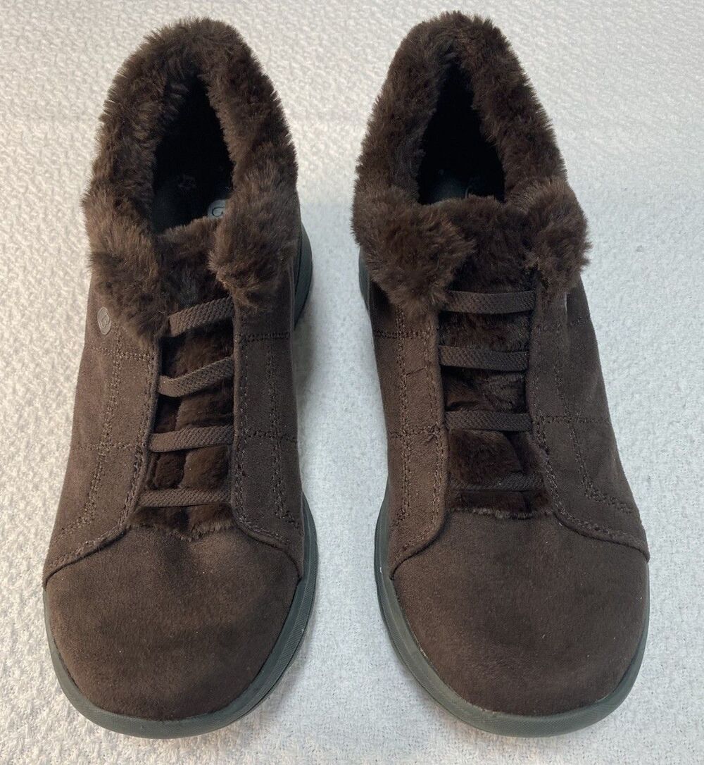 BZees Golden Faux Fur-Lined Ankle Boots - Women's 9M